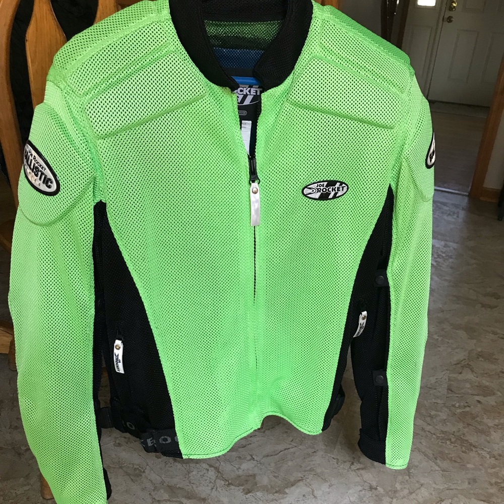 Joe Rocket Mesh Motorcycle Jacket with removable armor. Worn twice. Like new!